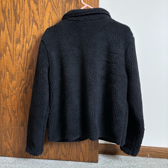 Joanie Clothing Size XS Black Fuzzy Peter Pan Collar Jacket - Picture 5 of 5